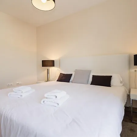 Moderno Apartamento De Dos Al Lado Del Golf Estepona