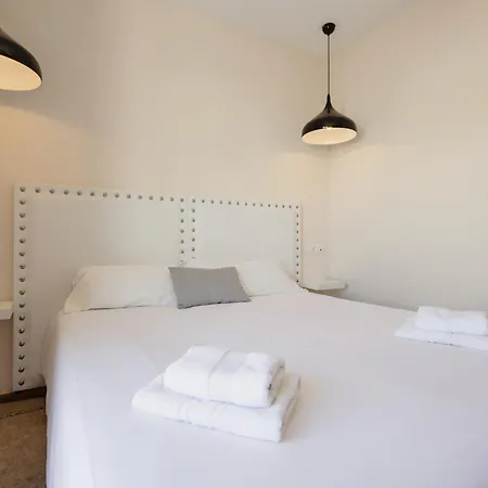 Moderno Apartamento De Dos Al Lado Del Golf