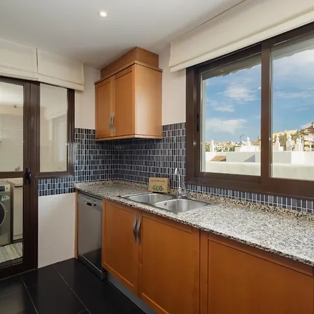 Moderno Apartamento De Dos Al Lado Del Golf *